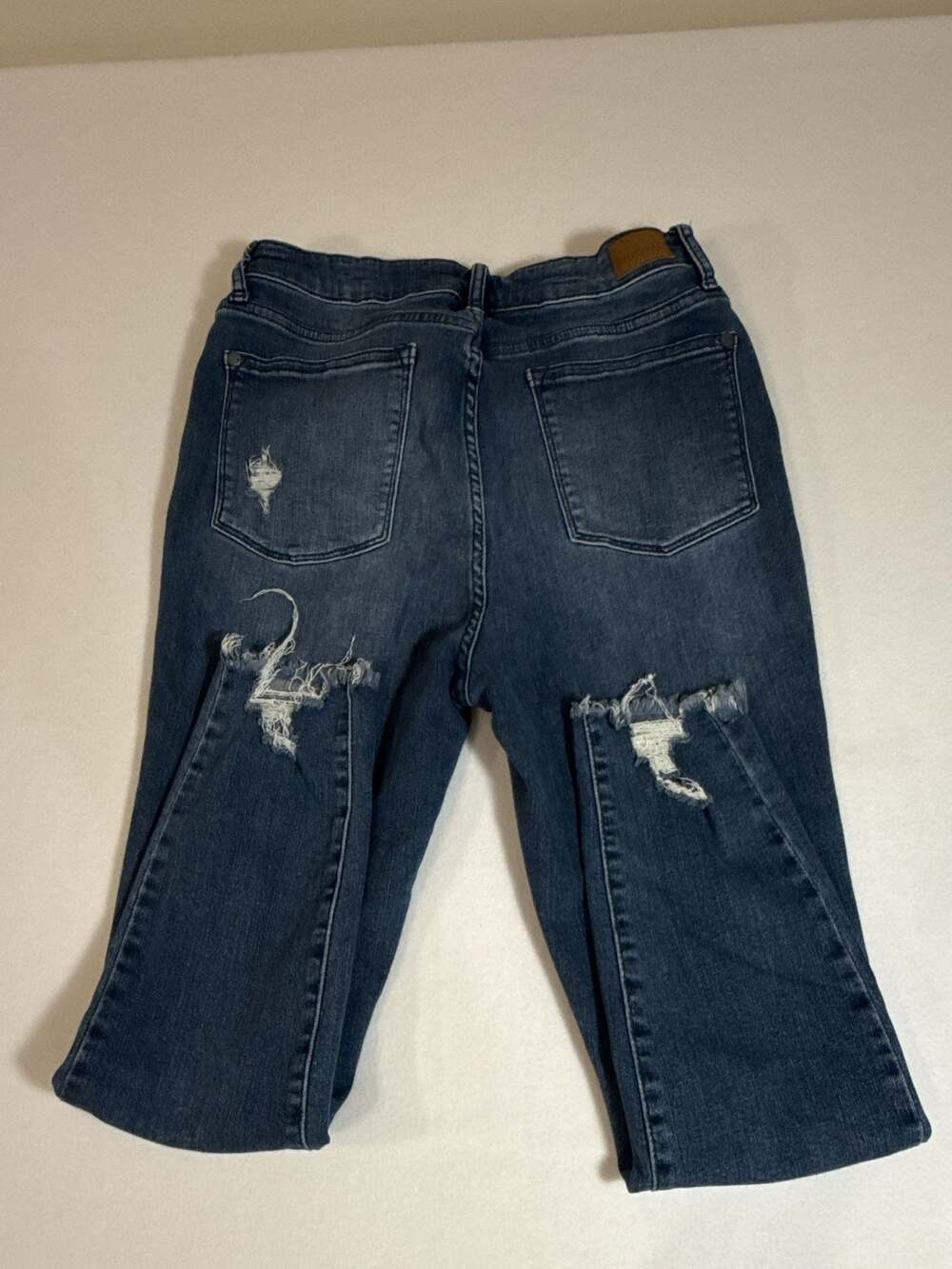 Judy Blue Los Angeles JB88425 High Rise Distressed Ankle Skinny Jeans